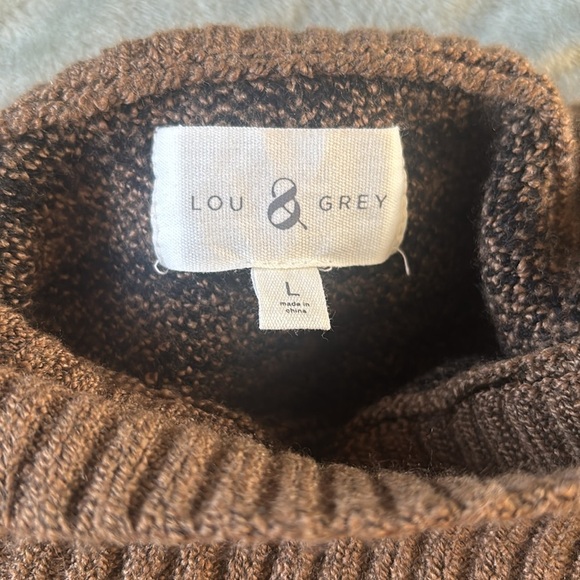 Lou & Grey Women Pull Over Sweater - Picture 10 of 11